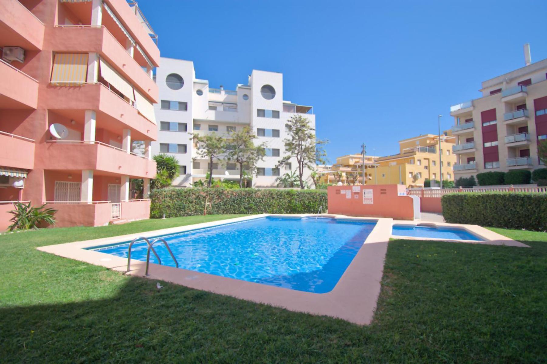 Castillo Playa By Edeal Homes Denia Exterior photo